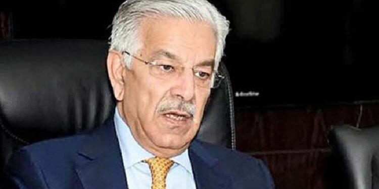 وطن کی سلامتی شخصیات اور لیڈرشپ سے زیادہ اہم ہے: خواجہ آصف