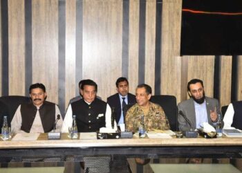 سیاسی رہنماؤں کا ان کیمرہ سیشن، پاک فوج دشمن کو منہ توڑ جواب دینے کیلئے تیار