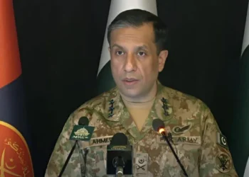 بھارت ناصرف خطے بلکہ پوری دنیا کے امن کو خطرے میں ڈال رہا ہے: ڈی جی آئی ایس پی آر