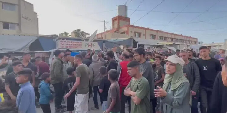 غزہ میں حماس کے خلاف مظاہرے، اسرائیلی بمباری سے مزید 46 فلسطینی شہید