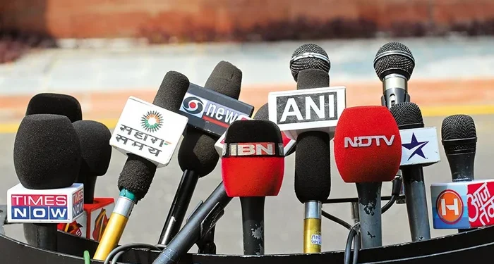 پاکستان پر سیز فائر کی خلاف ورزی کا الزام، بھارتی فوج نے اپنے ہی میڈیا کا جھوٹ بے نقاب کر دیا