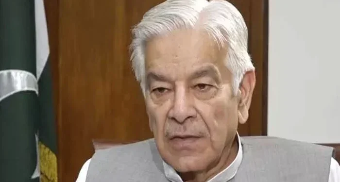 بھارت بڑے بڑے جہاز لیکر آیا جنہیں پاکستانی افواج نے پتنگوں کی طرح کاٹ کر رکھ دیا: وزیر دفاع