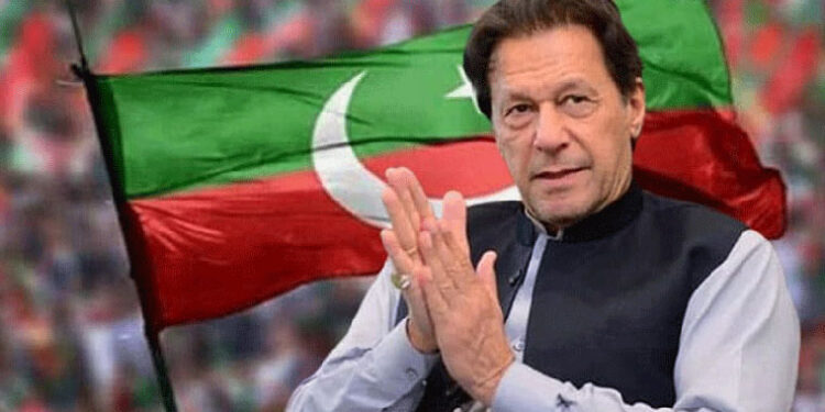 عمران خان کے پنجاب میں قائم سیاسی کمیٹی پر تحفظات، عالیہ حمزہ سربراہ مقرر