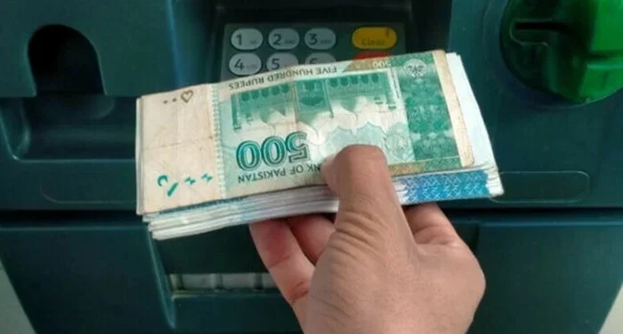 آئندہ بجٹ میں نان فائلرز کے 50 ہزار سے زائد کیش نکلوانے پر ٹیکس بڑھانے کی تجویز