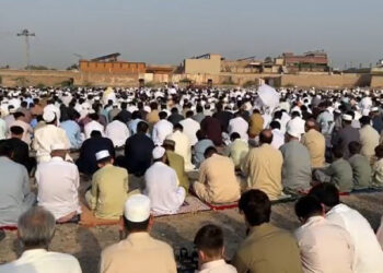 پاکستان میں بوہری برادری اور افغان مہاجرین آج عید منا رہے ہیں
