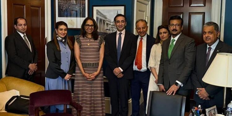 بلاول بھٹو کی قیادت میں پاکستانی وفد کی امریکا کے اہم اراکین کانگریس سے ملاقاتیں
