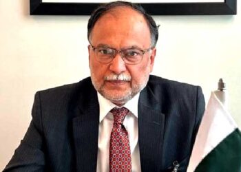 بلوچستان میں بھی ہندوستان کے فسادیوں کو عبرتناک شکست دیں گے: احسن اقبال