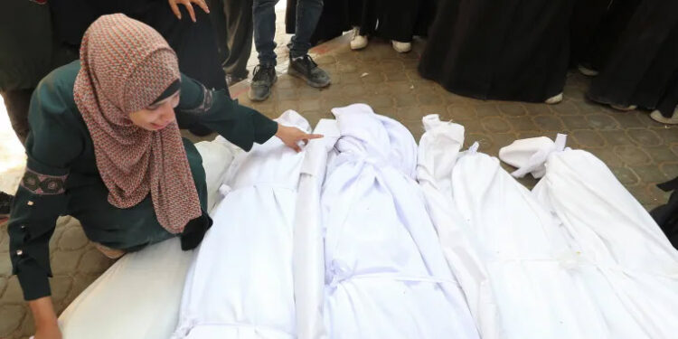 اسرائیلی حملوں میں شدت، مزید 95 فلسطینی شہید، جبری انخلا کا حکم