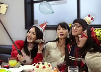 جاپان میں تنہائی کے شکار افراد کیلئے کرائے کا خاندان سروس متعارف