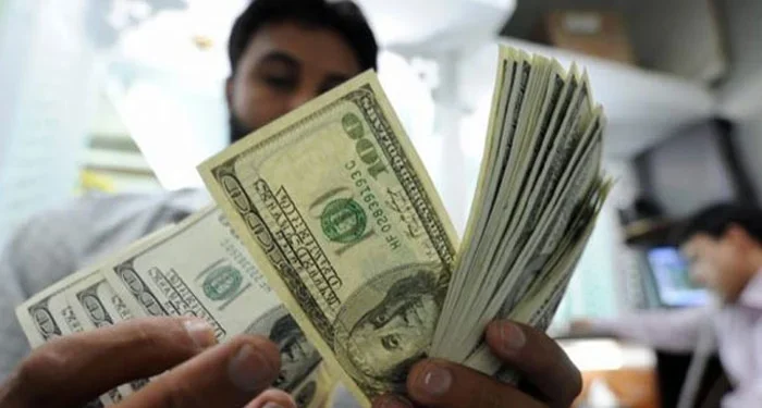 بیرون ملک مقیم پاکستانیوں نے مئی میں ریکارڈ 3.7 ارب ڈالرکی ترسیلات ملک بھیجیں