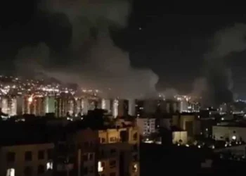 اسرائیل نے ایران کیخلاف جنگ چھیڑ دی، فضائی حملوں میں جوہری اور فوجی اہداف کو نشانہ بنانے کا دعویٰ