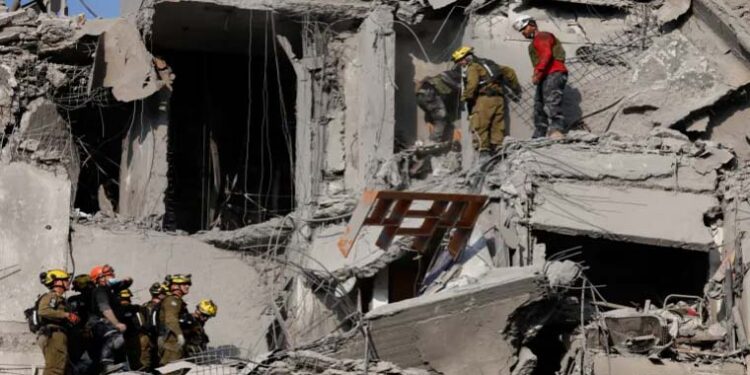 جنگ بندی سے پہلے ایران کے حملے میں 6 اسرائیلی ہلاک، ایرانی سائنسدان شہید