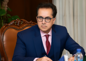 ایران سے واپس جانیوالے سفارتی ہدایات پر عملدرآمد یقینی بنائیں: پاکستانی سفیر