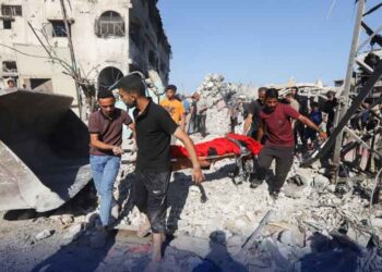 اسرائیلی حملوں کے نتیجے میں 627 افراد جاں بحق ہوئے : ایرانی وزارت صحت