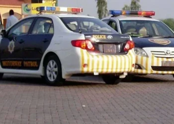 ساہیوال: ہیلمٹ نہ پہننے پر روکی گئی موٹر سائیکل سوار خاتون دل کا دورہ پڑنے سے انتقال کرگئی