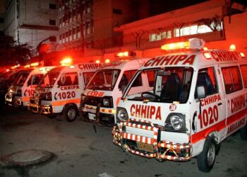 کراچی میں 2 روز میں ہونیوالی بارش کے دوران مختلف حادثات میں 8 افراد جاں بحق