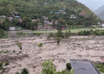 ہماچل پردیش میں کلاؤڈ برسٹ سے سیلابی صورتحال، 2 افراد ہلاک اور متعدد لاپتا
