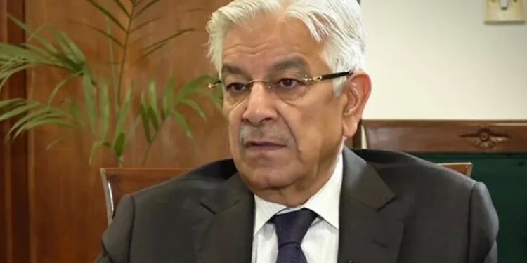 ایران نے جارحانہ انداز سے اسرائیل کیخلاف اپنا دفاع کیا، خواجہ آصف