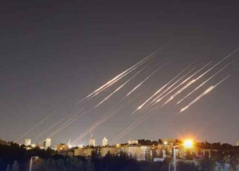 پے در پے میزائل حملوں کے باعث اسرائیل کا میزائل دفاعی نظام دباؤ سے دوچار