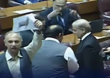 اپوزیشن کا بجٹ اجلاس کے دوران قومی اسمبلی میں شور شرابا