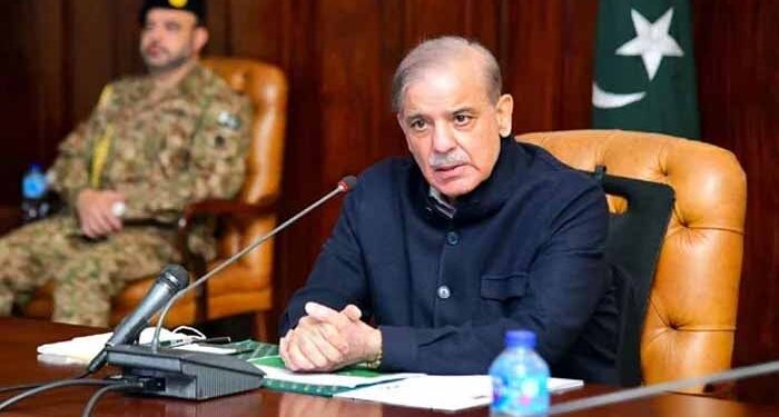 وزیراعظم نے چیئرمین سینیٹ اور اسپیکر قومی اسمبلی کی تنخواہوں میں اضافے کا نوٹس لے لیا