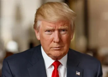 ٹرمپ نے ایران اور افغانستان سمیت 12 ممالک کے شہریوں کے امریکا میں داخلے پر پابندی لگا دی