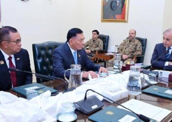 وزیراعظم شہباز شریف سے انڈونیشیا کے وزیر دفاع کی ملاقات، دوطرفہ تعاون بڑھانے پر اتفاق