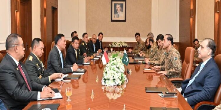 انڈونیشین وزیر دفاع کا جی ایچ کیو کا دورہ، فیلڈ مارشل سے ملاقات