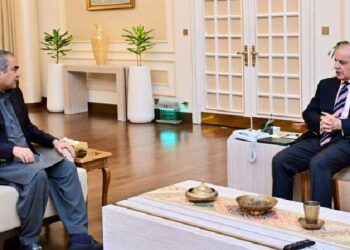 زائرین کے بذریعہ سڑک ایران،عراق جانے پر پابندی، وزیراعظم کو آگاہ کردیا گیا