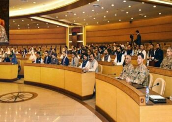 معرکہ حق میں شکست کھانے والا بھارت پراکسی جنگ میں شدت لا رہا ہے: فیلڈ مارشل