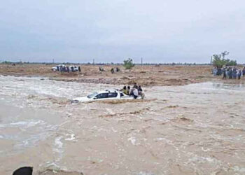 حسن ابدال: برساتی نالے سے 2 خواتین کی نعشیں نکال لی گئیں، 3 افراد تاحال لاپتہ