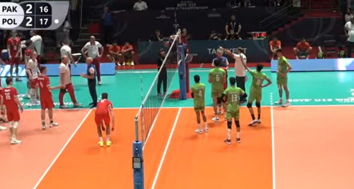 والی بال انڈر 19ورلڈ چیمپئن شپ کے پری کوارٹر فائنل میں ریفری کے متنازع فیصلے پر پاکستان کا احتجاج