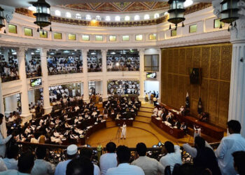 خیبر پختونخوا میں اپوزیشن اتحاد سادہ اکثریت حاصل کرنے کیلئے 20 ممبران کی دوری پر رہ گیا