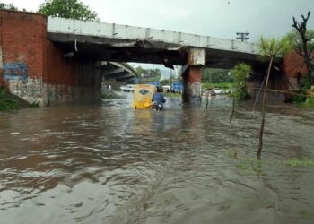راولپنڈی اور اسلام آباد میں موسلا دھار بارش، واسا کی ہنگامی کارروائیاں، رین ایمرجنسی نافذ