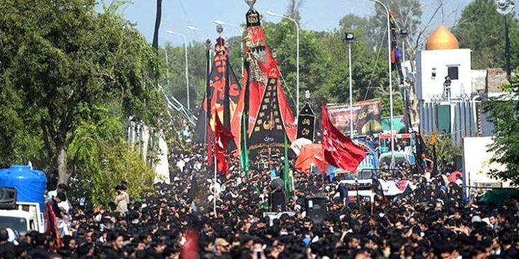 ملک بھر میں جلوس و مجالس کا انعقاد، یوم عاشور مذہبی عقیدت و احترام کے ساتھ منایا جا رہا ہے