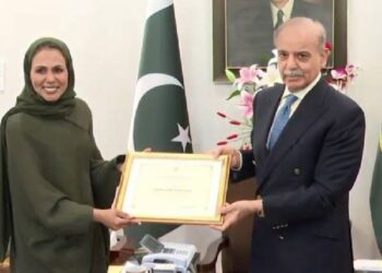 وزیراعظم شہباز شریف سے قطری کوہ پیما شیخہ اسماء الثانی کی ملاقات