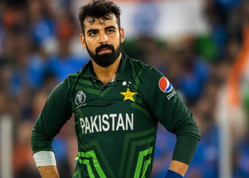 شاداب خان کندھے کی انجری کا شکار، 3 ماہ کرکٹ سے دوری کا امکان