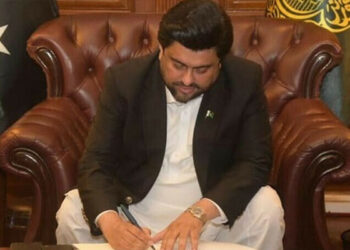 گورنر سندھ نے فنانس بل پر دستخط کردیے