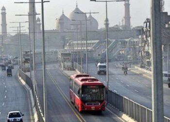 لاہور میٹرو بس کے کروڑوں روپے کے جنگلے اور دیگر سامان چوری