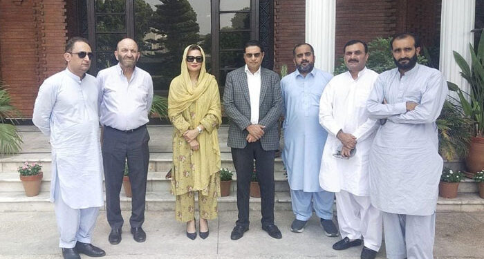 پی ٹی آئی کے ناراض رہنماؤں نے سینیٹ الیکشن سے دستبردار نہ ہونےکا اعلان کردیا