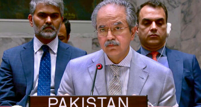 پاکستان دنیا بھر میں تنازعات کا مذاکرات کے ذریعے حل کا حامی ہے: عاصم افتخار