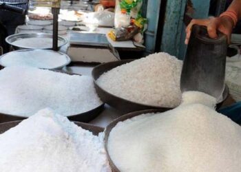 ڈیلرز اور شوگر ملز مالکان میں تنازع برقرار، بازار میں چینی کی سپلائی آج بھی معطل