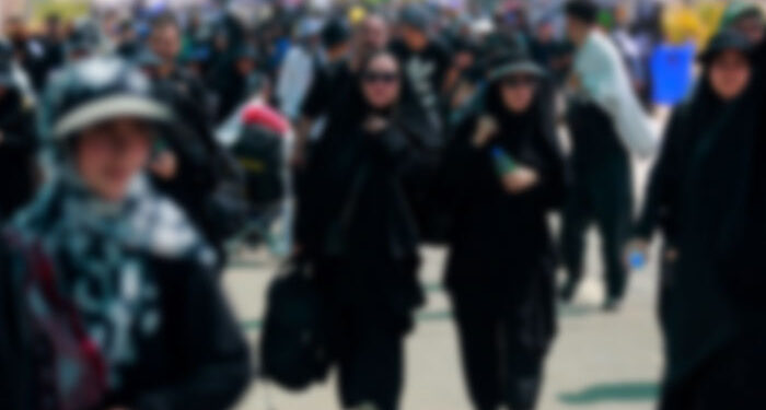 ایران، عراق اور شام جانے والے 40 ہزار پاکستانی زائرین کہاں غائب ہوئے؟