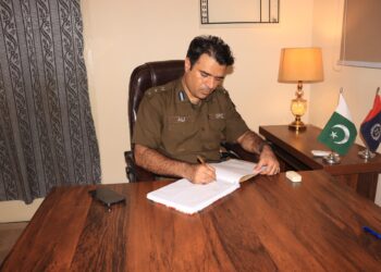 ڈی پی او محمد علی وسیم کا تھانہ کوٹ سلطان اور تھانہ پیر جگی کا اچانک دورہ