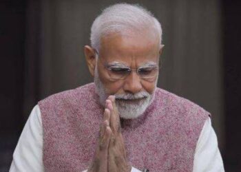 مودی جی بتائیں، جنگ بندی کس کے دباؤ پر کی؟ کانگریس رہنما کا حکومت سے سخت سوال