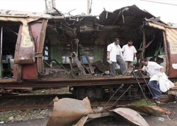 ممبئی ہائیکورٹ نے 2006 کے ٹرین بم دھماکوں کے 12 ملزمان کو بری کر دیا