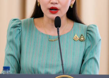 آئینی عدالت کا فیصلہ ،تھائی وزیر اعظم فون کال لیک ہونے پر معطل