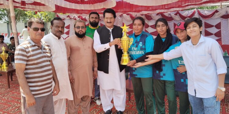 یومِ آزادی کی تقریبات کے سلسلے میں ضلعی سطح پر خواتین ہاکی میچ