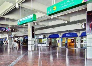 غیر ملکی مسافروں کے لیے سہولت، تمام بین الاقوامی ایئرپورٹس پر علیحدہ امیگریشن کاؤنٹرز قائم