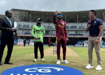 دوسرا ون ڈے: بارش سے متاثرہ میچ میں ویسٹ انڈیز نے پاکستان کو 5 وکٹوں سے ہرا دیا